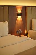 Lion City Hotel