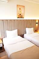Lion City Hotel