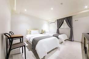 Gallery Hotel