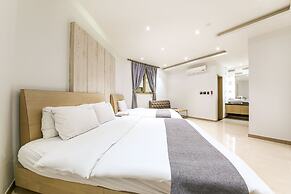Gallery Hotel