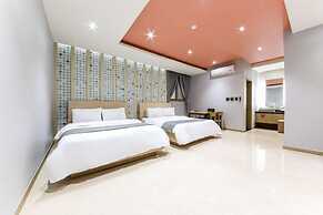 Gallery Hotel