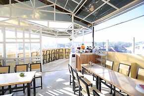 Trung Nhan Hotel