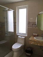 Trung Nhan Hotel