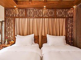 Floral Hotel Fantu