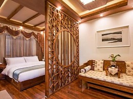 Floral Hotel Fantu
