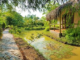 Riverside Park Eco Resort