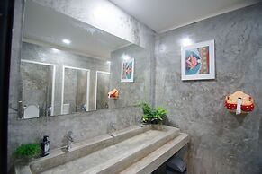 Suree House