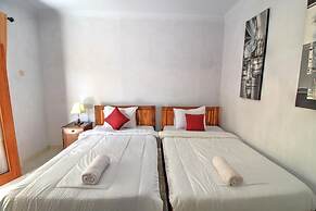 Kira Cottages