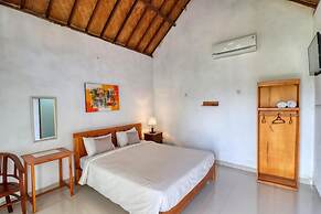 Kira Cottages