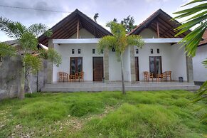Kira Cottages