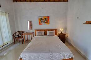 Kira Cottages