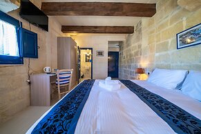 Ta' Pinu B&B
