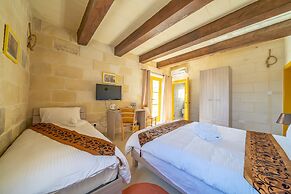 Ta' Pinu B&B