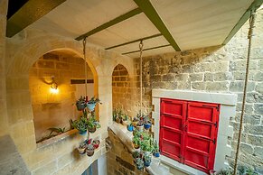 Ta' Pinu B&B