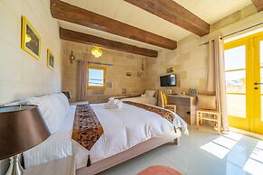 Ta' Pinu B&B