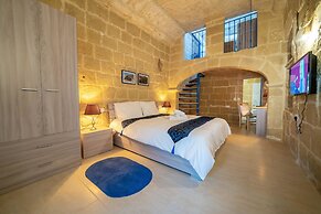 Ta' Pinu B&B