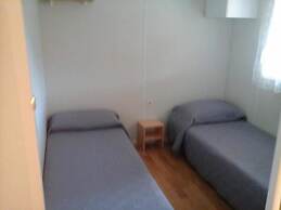 Mobile Home A Saliva