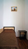 Hotel Utomlennye Solntsem