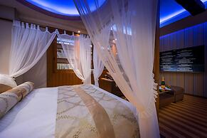 Hotel Dior7 - Adults Only