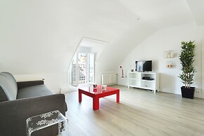 Apartment Ponthieu - Champs Elysées