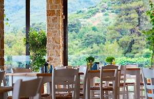 Agorastos Suites