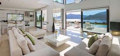 Villa Biba 2 by Lycia Collections