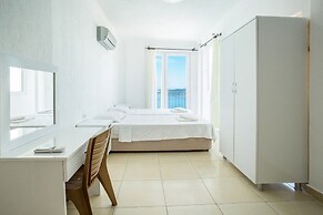 Villa Biba 2 by Lycia Collections