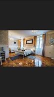 Mama's and Papa's Luxury Rooms