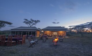 Acacia Migration Camp Ndutu