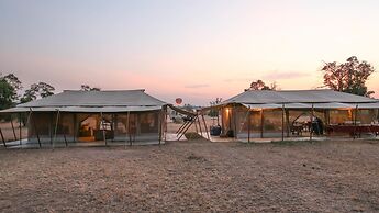 Acacia Migration Camp Ndutu