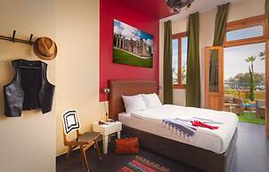 INTA Hotel
