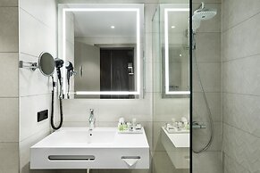 NH Hotel Porto Jardim