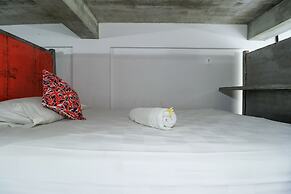 Base Guesthouse and Hostel
