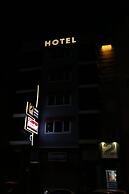 Second House Hotel