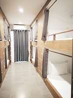 Wee Hostel
