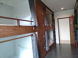 Wee Hostel
