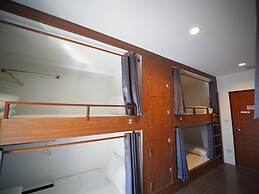 Wee Hostel