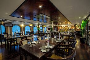 Indochine Lan Ha Bay