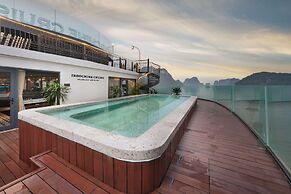 Indochine Lan Ha Bay