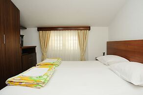 D&R Boreta Apartments