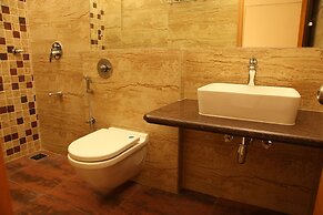 Hotel Ravi Kiran