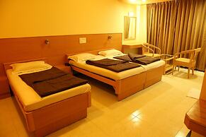 Hotel Ravi Kiran