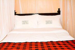 Pine Breeze Getaway Lukenya