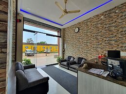 Hotel Pinaki Inn