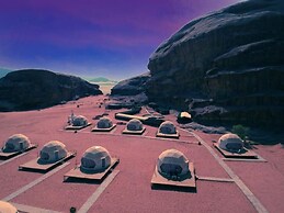 Desert planet camp