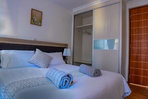 Edmor Residences - Riverside