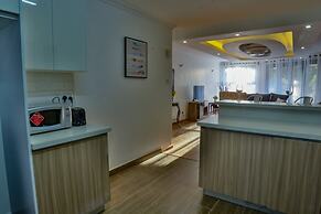 Edmor Residences - Riverside