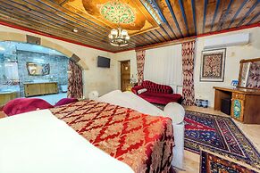 Çakıltaşı Evi Otel Spa