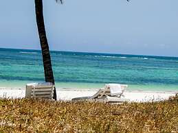 Baobab Beach House Bed & Breakfast