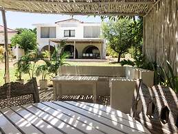 Baobab Beach House Bed & Breakfast